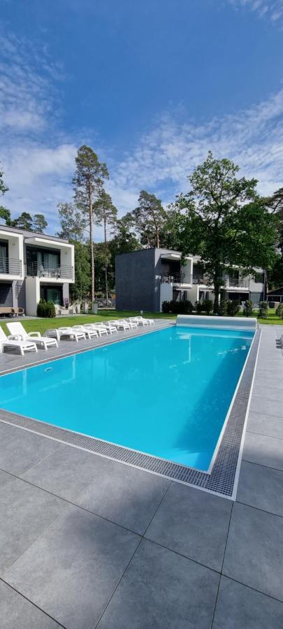 Leo Royal Apartament פוביירובו מראה חיצוני תמונה