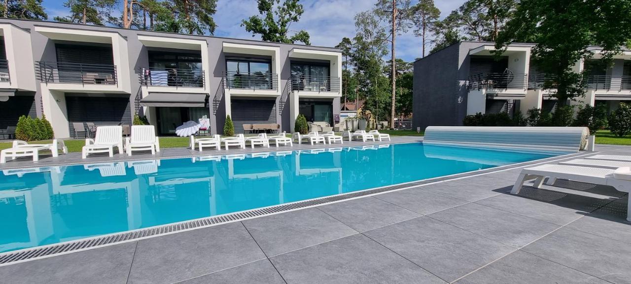 Leo Royal Apartament פוביירובו מראה חיצוני תמונה